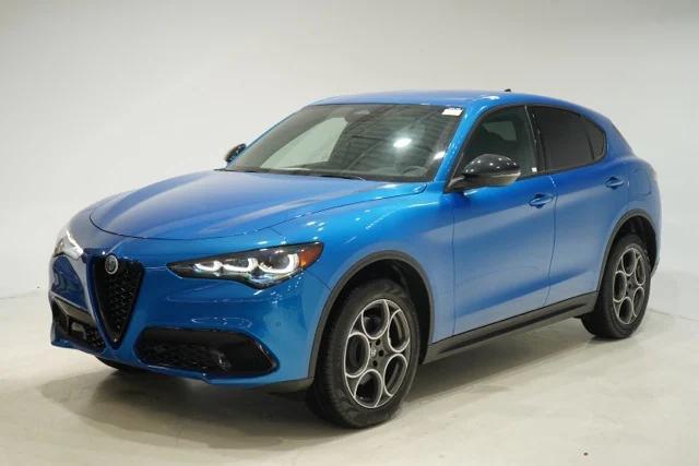 2025 Alfa Romeo Stelvio STELVIO AWD