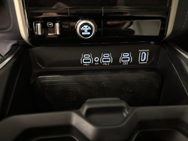 2025 Ram 1500 Tungsten Crew Cab 4x4 5'7" Box