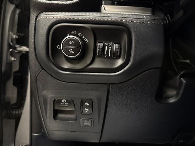 2025 Ram 1500 Tungsten Crew Cab 4x4 5'7" Box