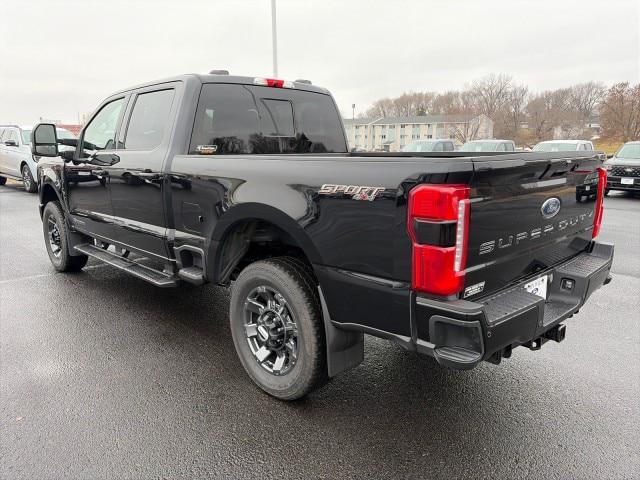 2023 Ford F-350 LARIAT