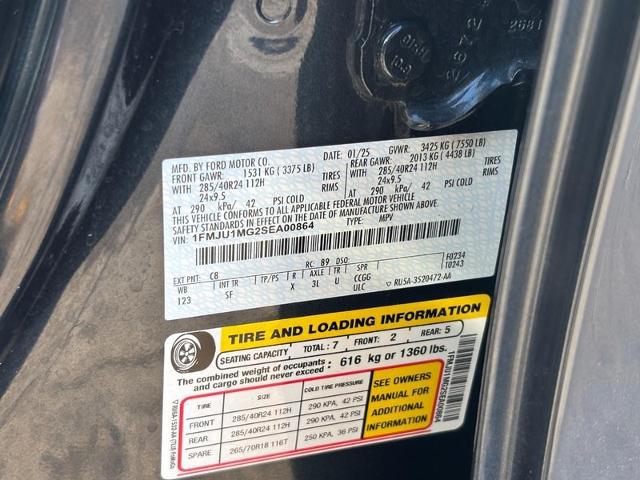 2025 Ford Expedition Platinum