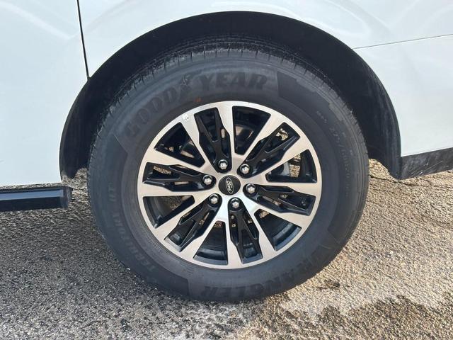 2025 Ford Expedition Platinum MAX