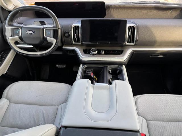2025 Ford Expedition Platinum MAX