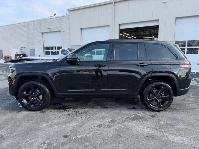 2025 Jeep Grand Cherokee Altitude X 4x4