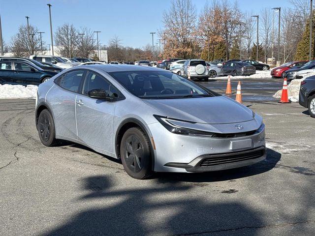 2025 Toyota Prius LE