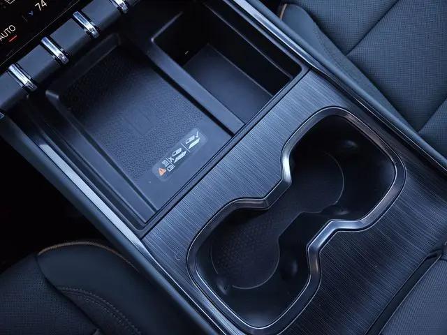 2026 GMC Acadia AT4 AWD