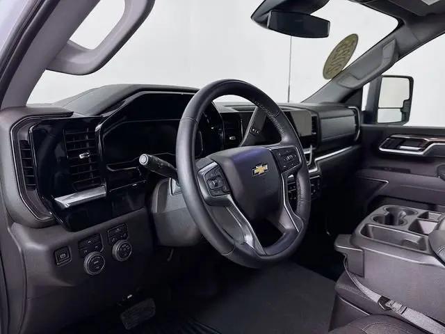 2025 Chevrolet Silverado 2500HD 4WD Crew Cab Standard Bed LT