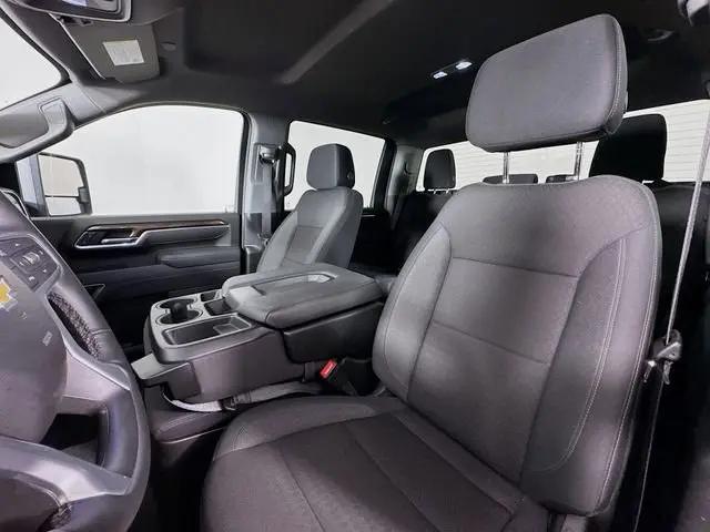 2025 Chevrolet Silverado 2500HD 4WD Crew Cab Standard Bed LT