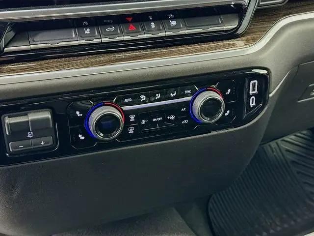 2025 Chevrolet Silverado 2500HD 4WD Crew Cab Standard Bed LT