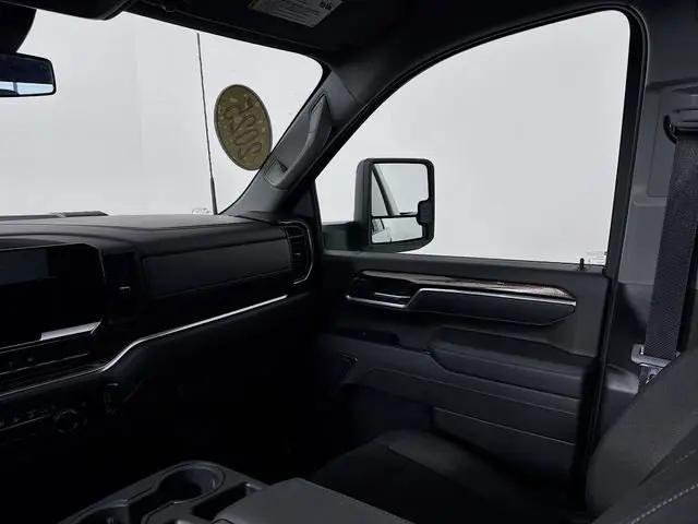 2025 Chevrolet Silverado 2500HD 4WD Crew Cab Standard Bed LT