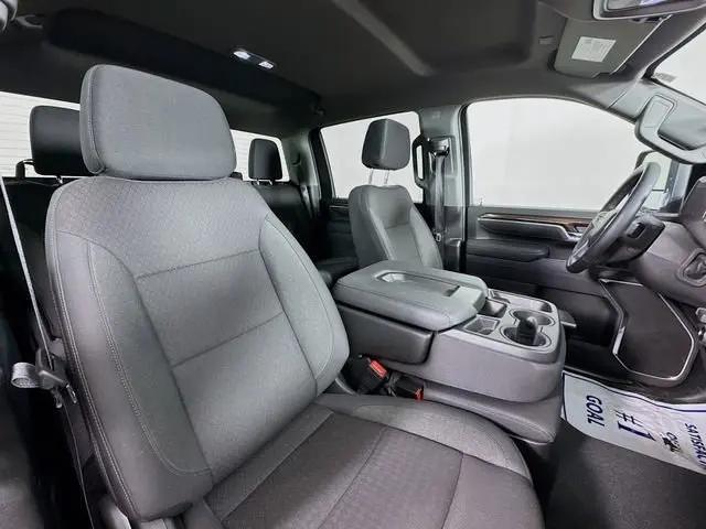 2025 Chevrolet Silverado 2500HD 4WD Crew Cab Standard Bed LT