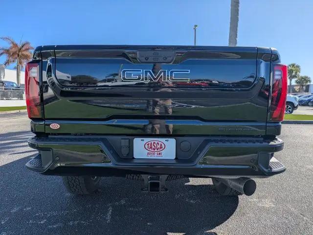 2026 GMC Sierra 2500HD Crew Cab, Standard Bed, Denali, 4WD
