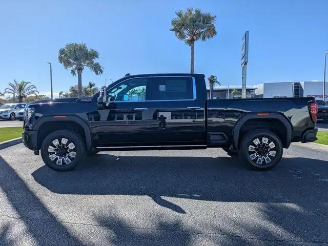 2026 GMC Sierra 2500HD Crew Cab, Standard Bed, Denali, 4WD