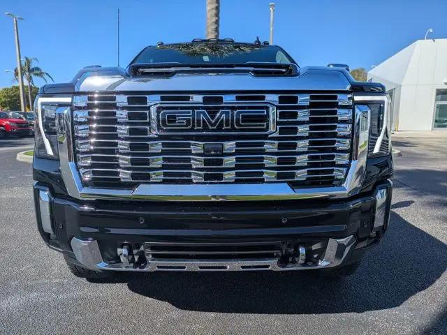 2026 GMC Sierra 2500HD Crew Cab, Standard Bed, Denali, 4WD