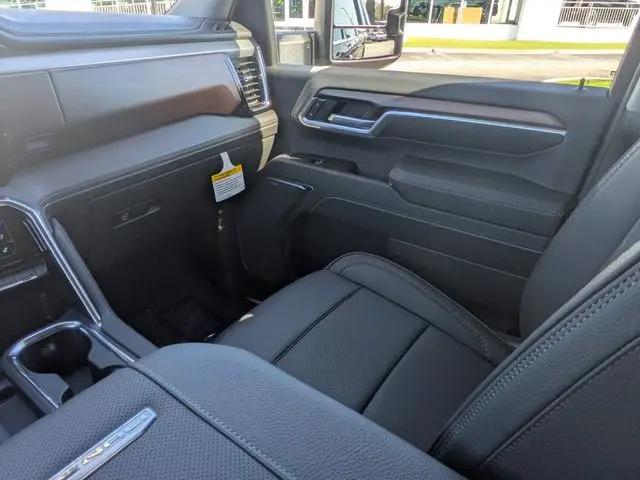 2026 GMC Sierra 2500HD Crew Cab, Standard Bed, Denali, 4WD
