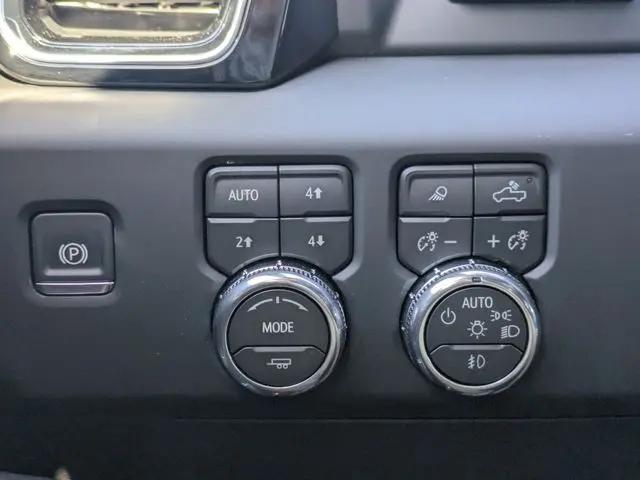 2026 GMC Sierra 2500HD Crew Cab, Standard Bed, Denali, 4WD