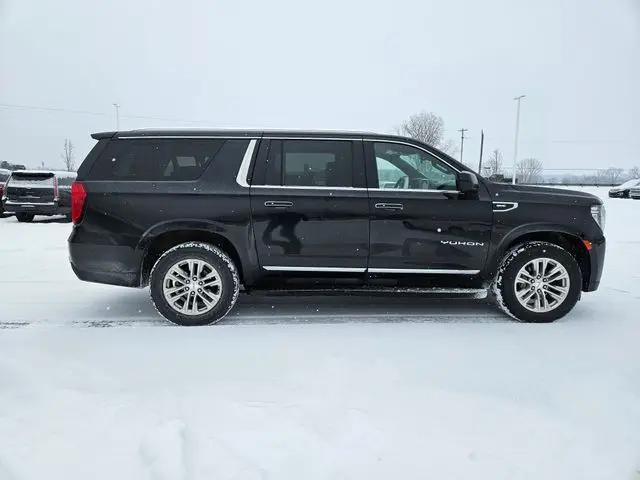 2024 GMC Yukon XL 4WD SLT