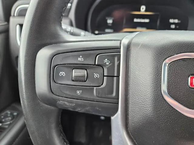 2024 GMC Yukon XL 4WD SLT