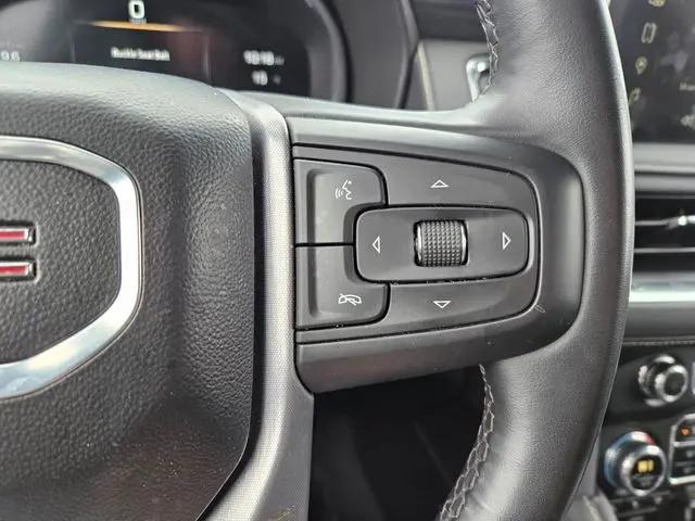 2024 GMC Yukon XL 4WD SLT