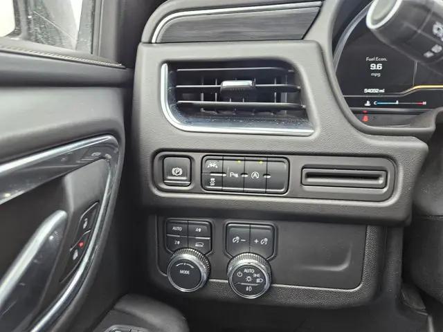 2024 GMC Yukon XL 4WD SLT