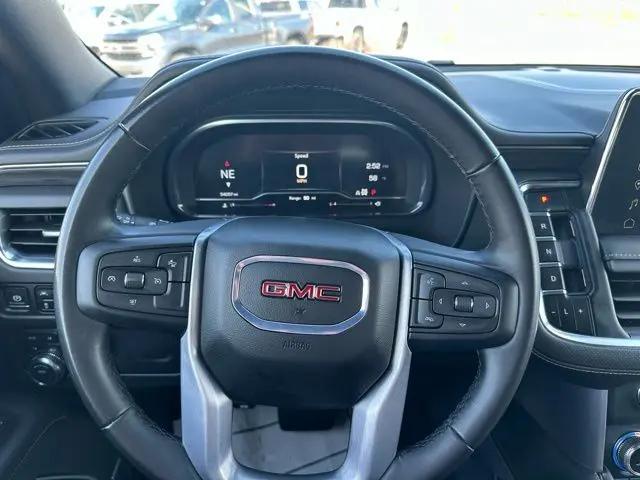2024 GMC Yukon XL 4WD SLT