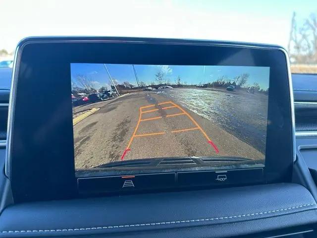 2024 GMC Yukon XL 4WD SLT