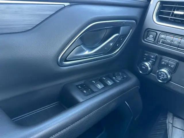 2024 GMC Yukon XL 4WD SLT
