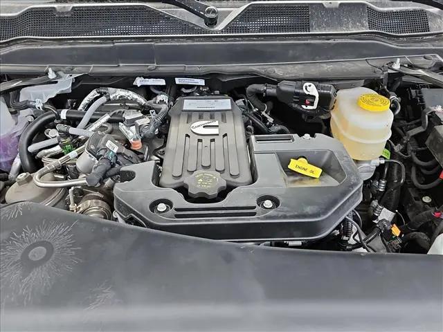 2026 Ram 3500 Big Horn Crew Cab 4x4 8' Box