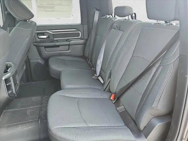 2026 Ram 3500 Big Horn Crew Cab 4x4 8' Box