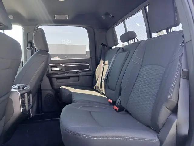 2026 Ram 2500 Big Horn Crew Cab 4x4 6'4" Box