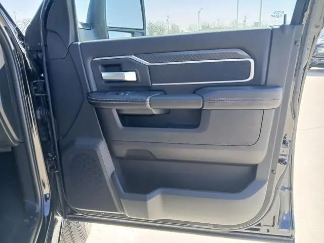 2026 Ram 2500 Big Horn Crew Cab 4x4 6'4" Box