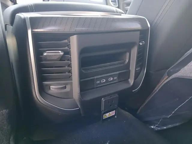 2026 Ram 2500 Big Horn Crew Cab 4x4 6'4" Box