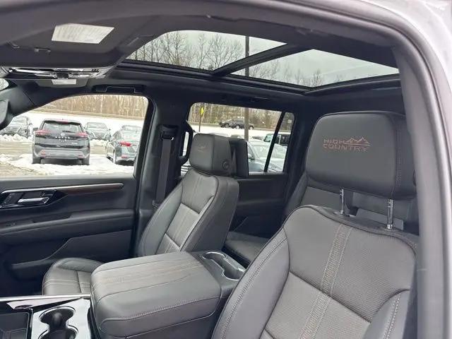 2026 Chevrolet Suburban High Country, 4WD