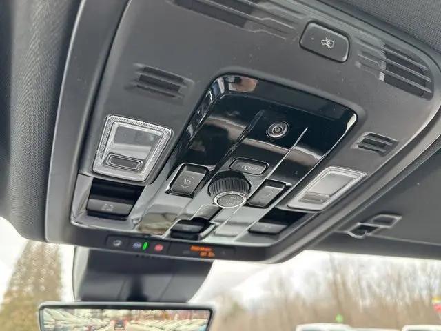 2026 Chevrolet Suburban High Country, 4WD