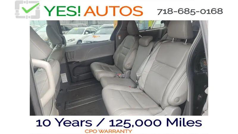 2019 Toyota Sienna XLE 8 Passenger
