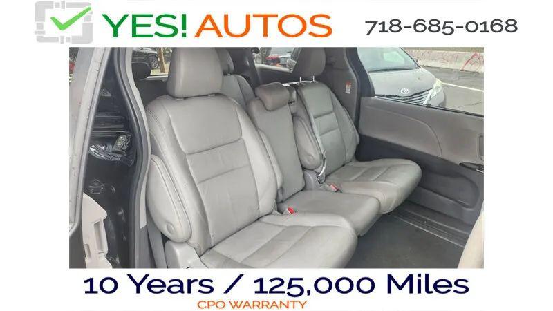2019 Toyota Sienna XLE 8 Passenger