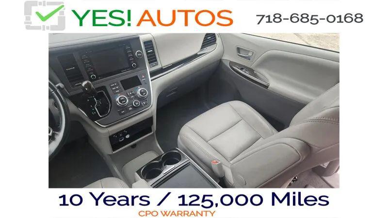2019 Toyota Sienna XLE 8 Passenger