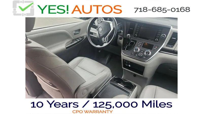 2019 Toyota Sienna XLE 8 Passenger