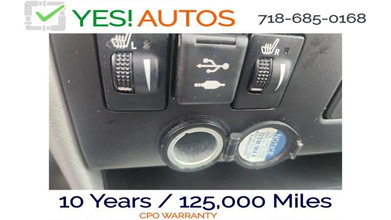 2019 Toyota Sienna XLE 8 Passenger