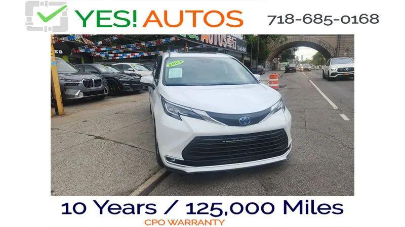 2023 Toyota Sienna XLE