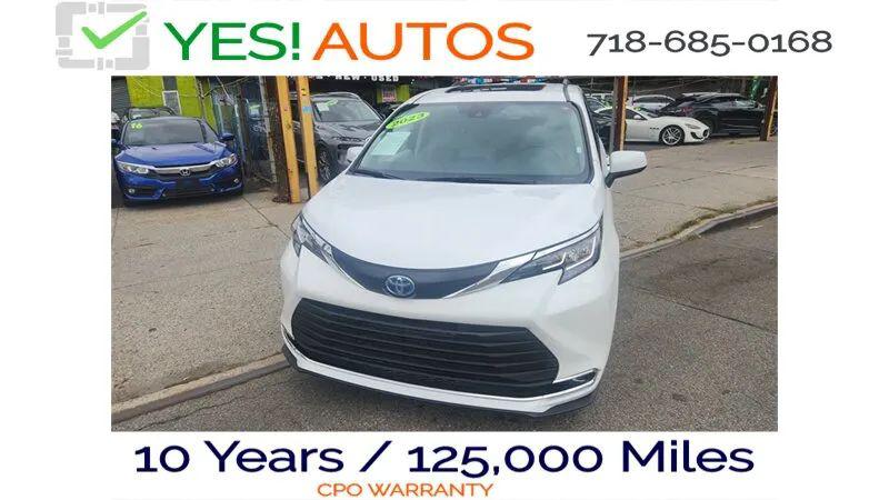 2023 Toyota Sienna XLE