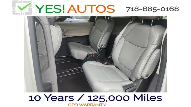 2023 Toyota Sienna XLE