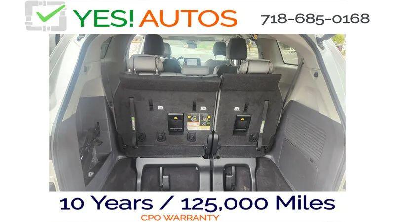 2023 Toyota Sienna XLE