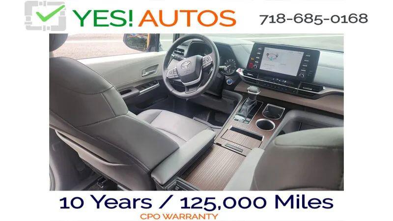 2023 Toyota Sienna XLE