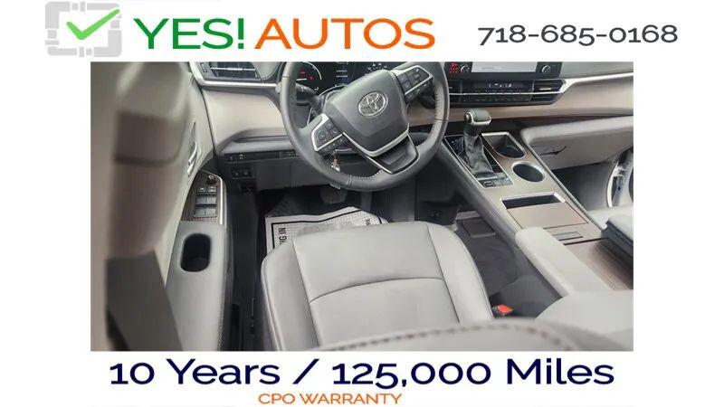 2023 Toyota Sienna XLE