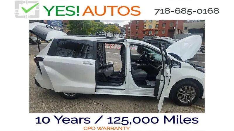 2023 Toyota Sienna XLE