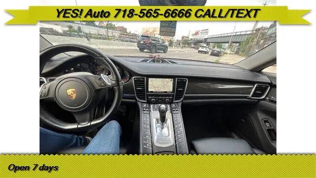 2016 Porsche Panamera Edition
