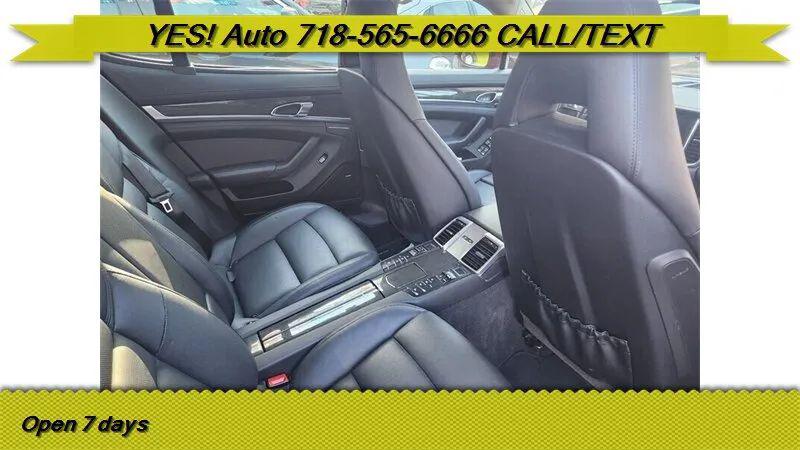 2016 Porsche Panamera Edition