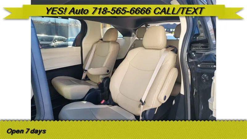 2022 Toyota Sienna XLE