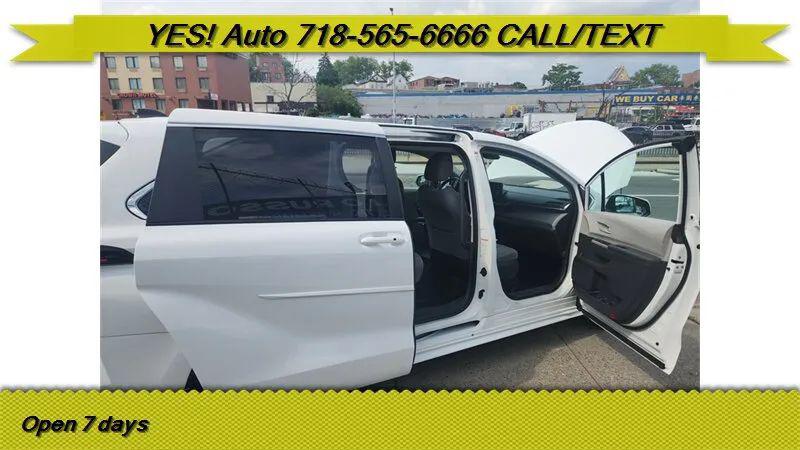 2021 Toyota Sienna LE